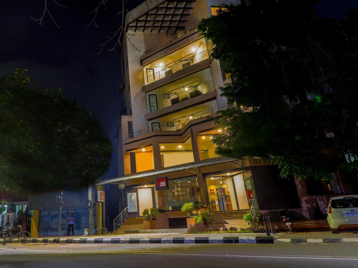 Hotel Treebo Trend Time Square Marine Drive Kochi Zewnętrze zdjęcie