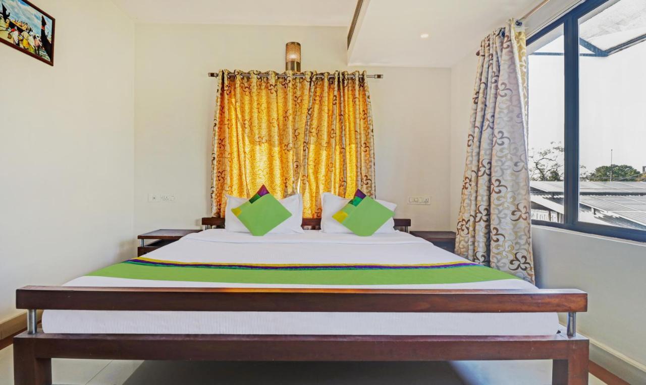 Hotel Treebo Trend Time Square Marine Drive Kochi Zewnętrze zdjęcie