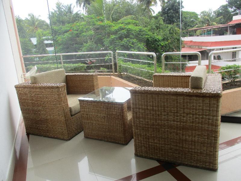 Hotel Treebo Trend Time Square Marine Drive Kochi Zewnętrze zdjęcie