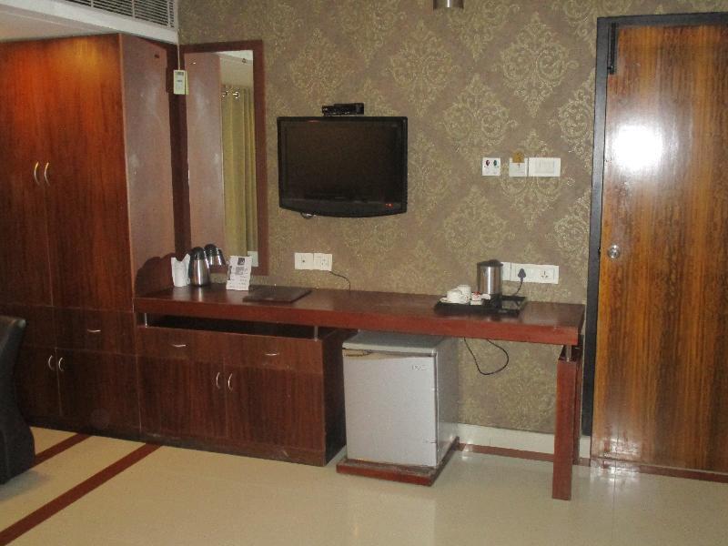 Hotel Treebo Trend Time Square Marine Drive Kochi Zewnętrze zdjęcie